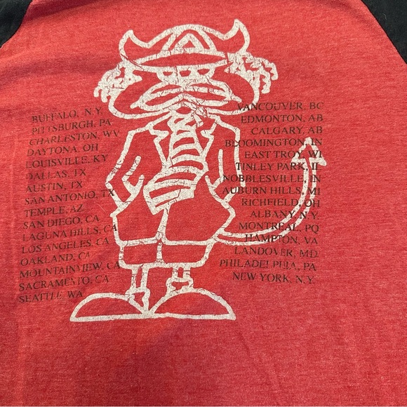 AC/DC Vintage “Razors Edge” Baseball T-Shirt - Picture 6 of 7